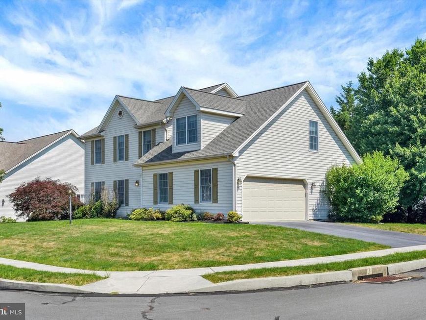 1153 Fleming Drive, Mechanicsburg, PA 17055 Main Photo