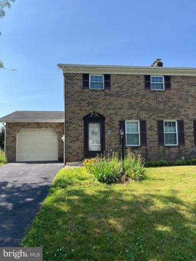 4258 IROQUOIS STREET, SCHNECKSVILLE, PA 18078