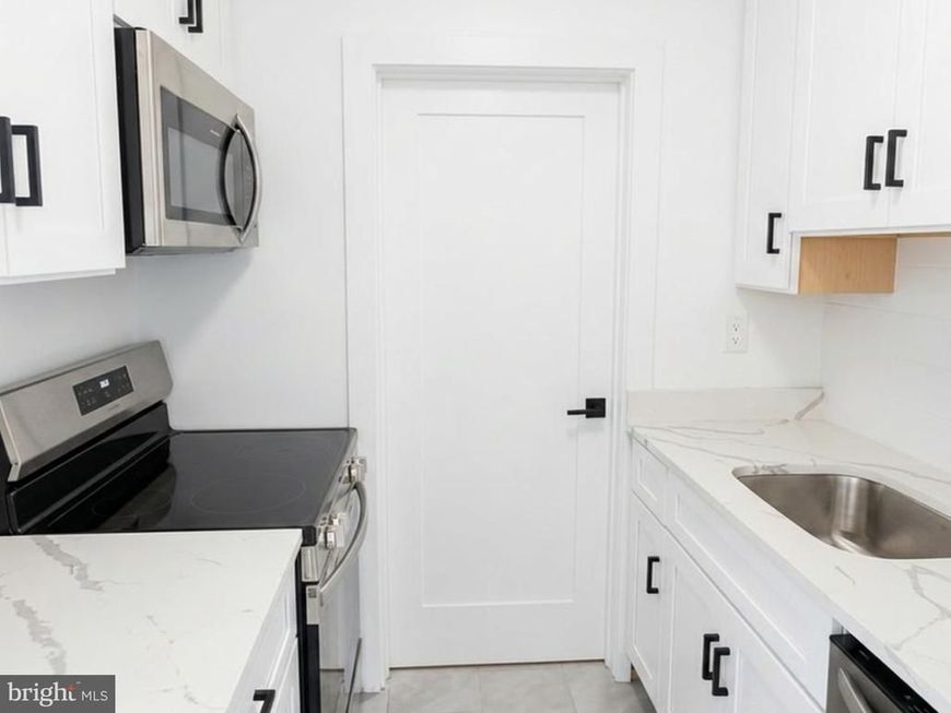 4930 W Chester Pike, Unit 201, Newtown Square, PA 19073 Main Photo