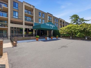 807 N HOWARD STREET, Unit 324, ALEXANDRIA, VA 22304