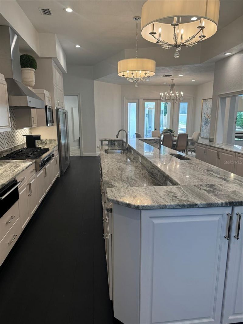 1040 Sweetwater Club Boulevard, Longwood, FL 32779 Photo