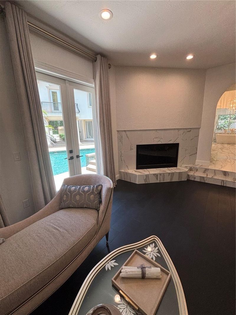 1040 Sweetwater Club Boulevard, Longwood, FL 32779 Photo
