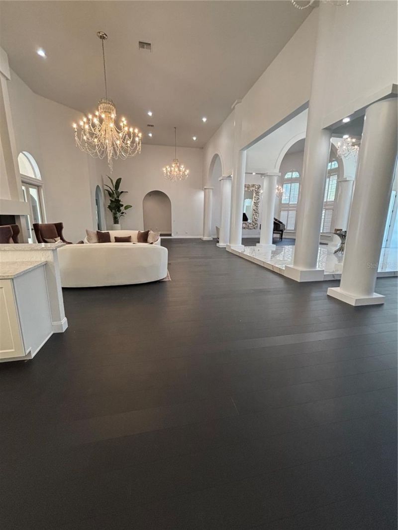 1040 Sweetwater Club Boulevard, Longwood, FL 32779 Photo