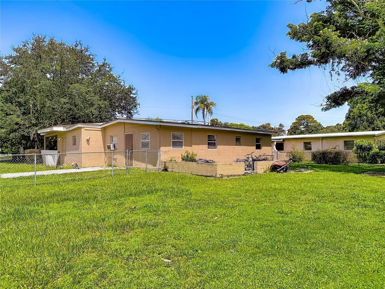 202 N 39th Street , Fort Pierce, FL 34947 Photo