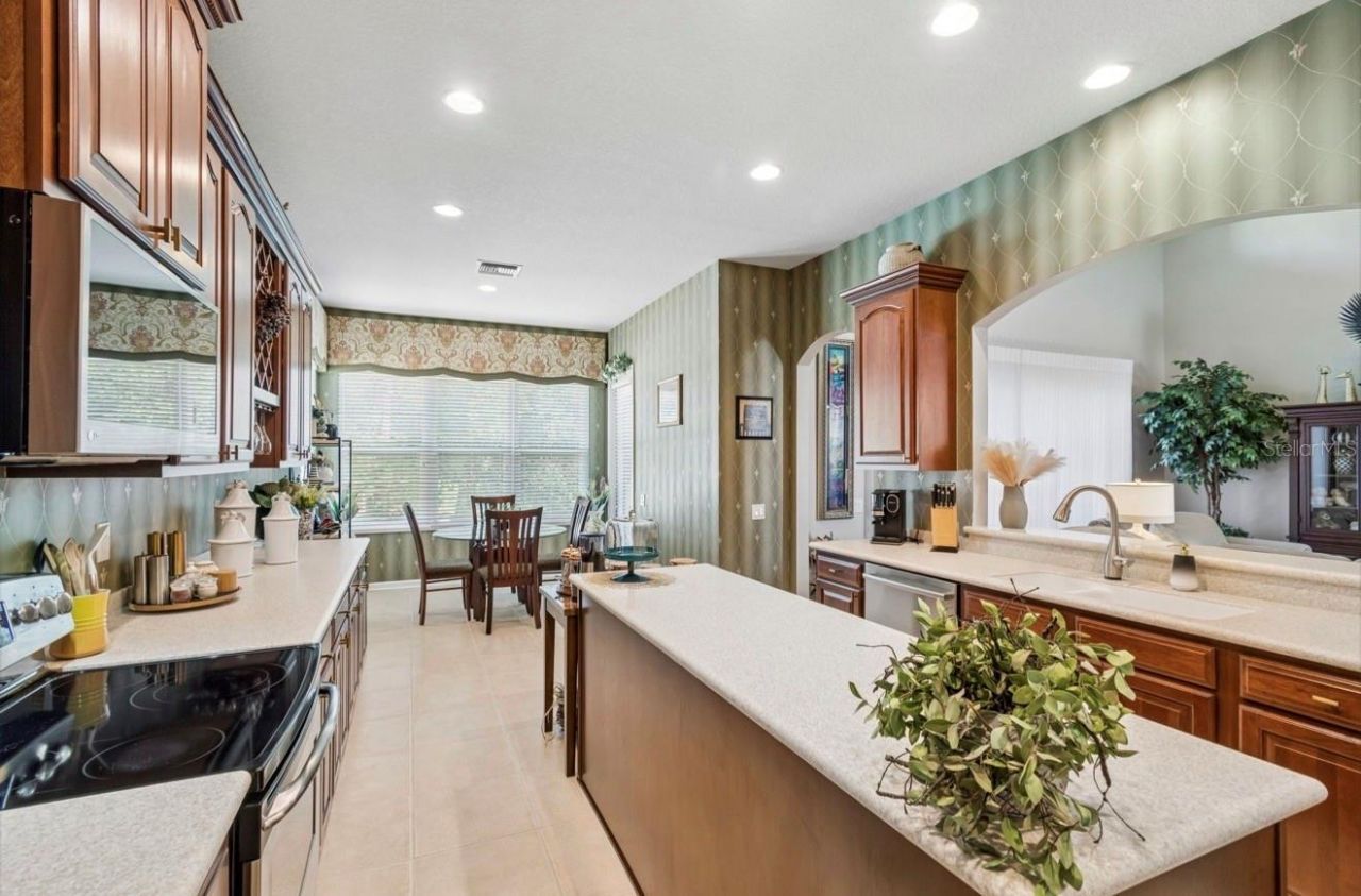 13800 Crest Lake Drive, Hudson, FL 34669 Photo