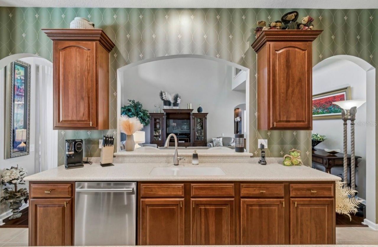 13800 Crest Lake Drive, Hudson, FL 34669 Photo
