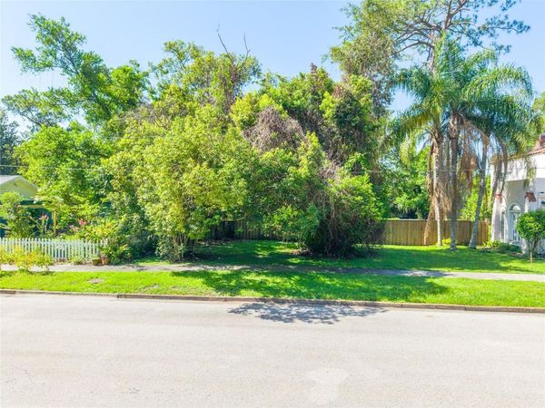 VALENCIA STREET , SANFORD, FL 32771