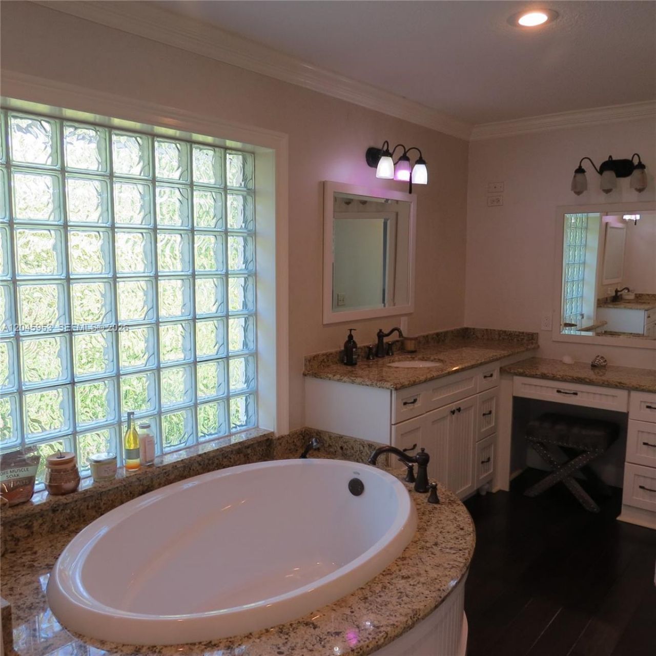 542 N Cypress Dr , Unit 542, Tequesta, FL 33469 Photo