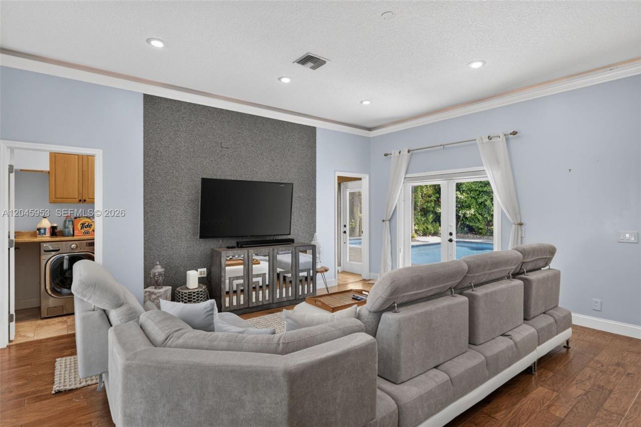 542 N Cypress Dr , Unit 542, Tequesta, FL 33469 Photo