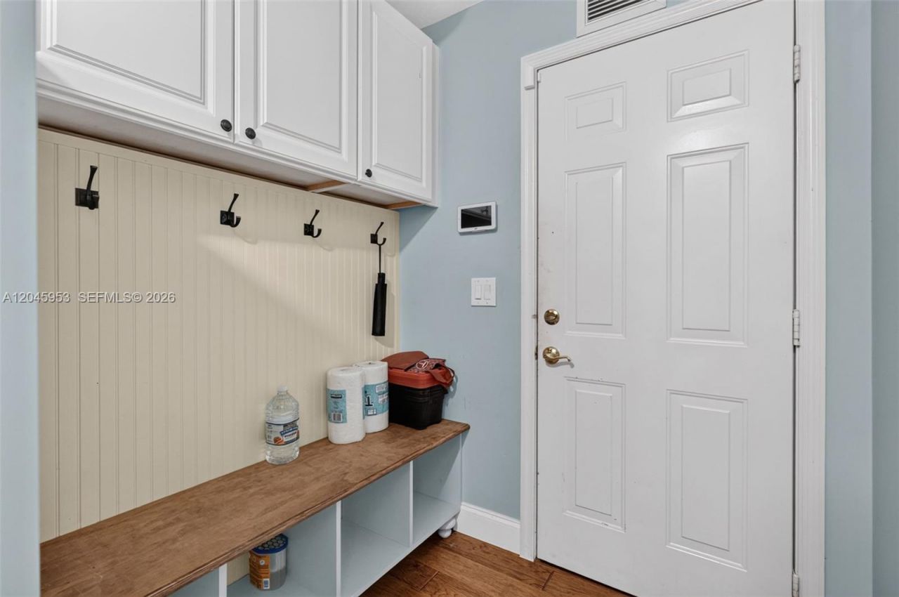 542 N Cypress Dr , Unit 542, Tequesta, FL 33469 Photo