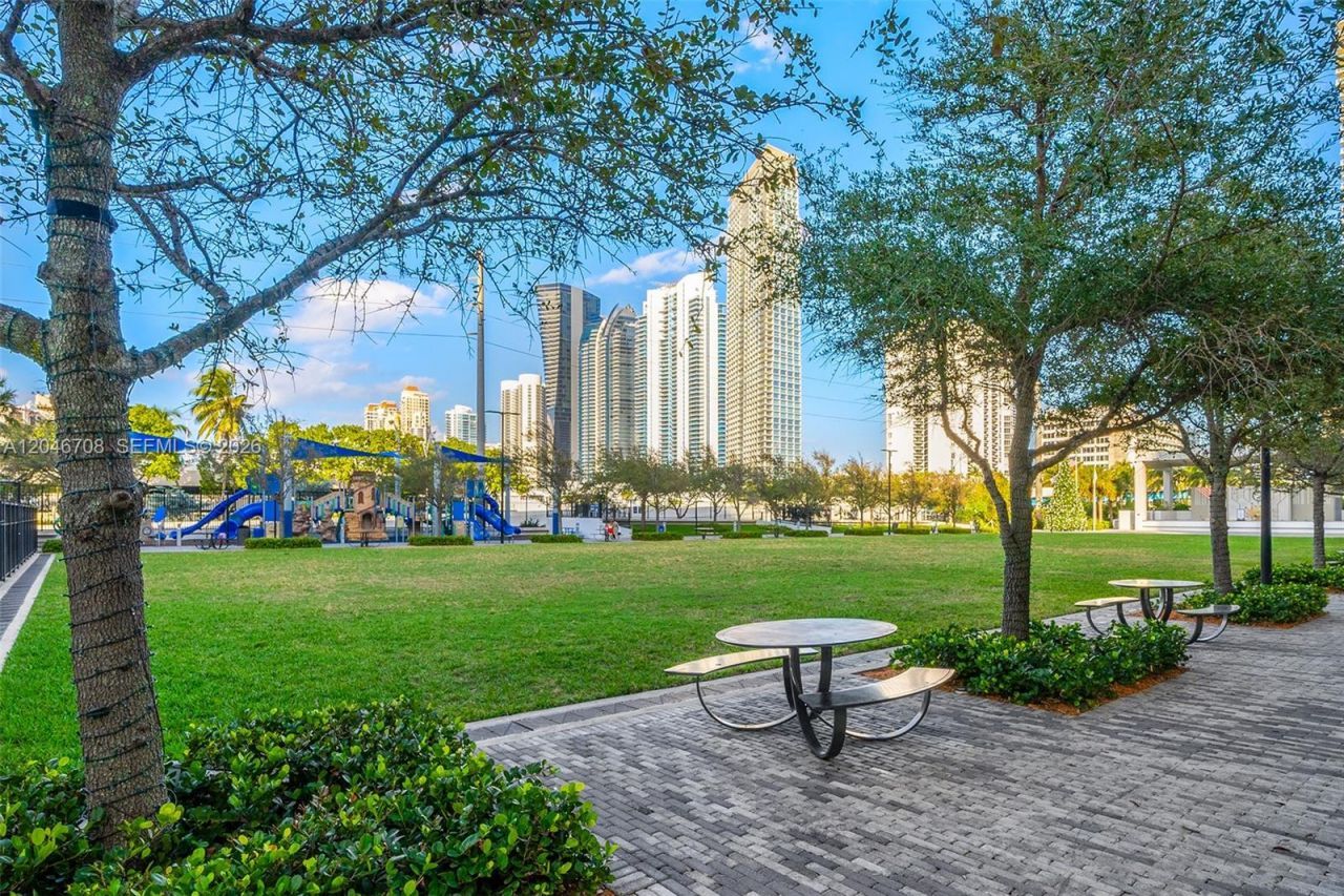 330 Sunny Isles Blvd , Unit 5-1708, Sunny Isles Beach, FL 33160 Photo