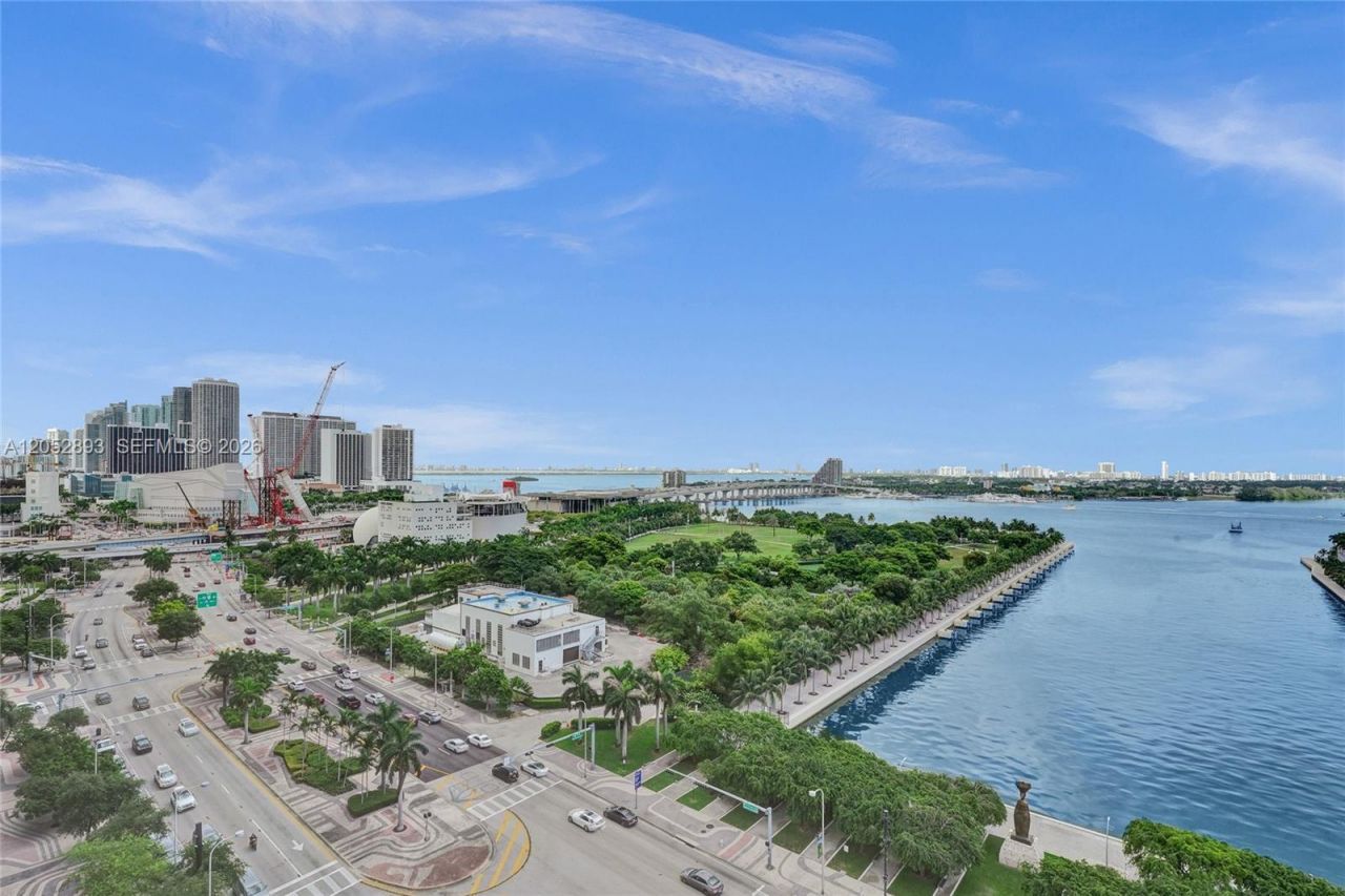 888 Biscayne Blvd , Unit 509, Miami, FL 33132 Photo
