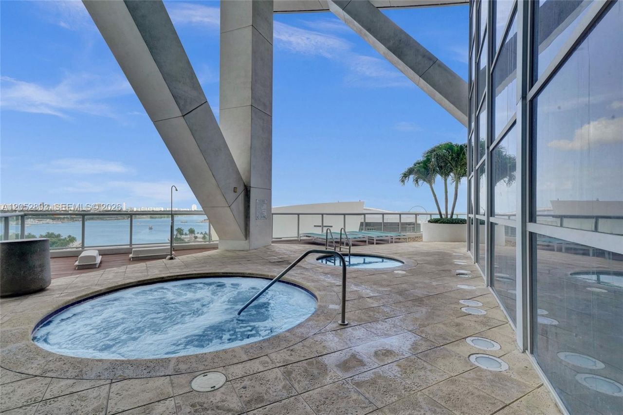 888 Biscayne Blvd , Unit 509, Miami, FL 33132 Photo