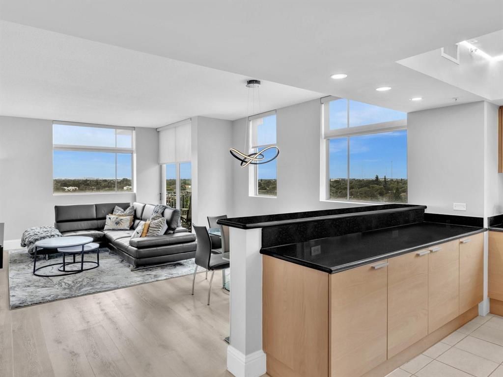 140 S Dixie Highway, Unit 737, Hollywood, FL 33020 Photo