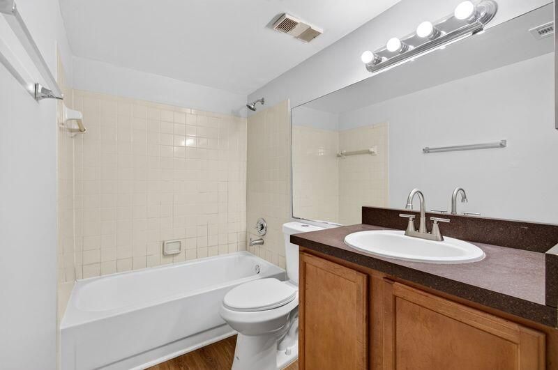 760 Executive Center Drive, Unit 32, West Palm Beach, FL 33401 Photo