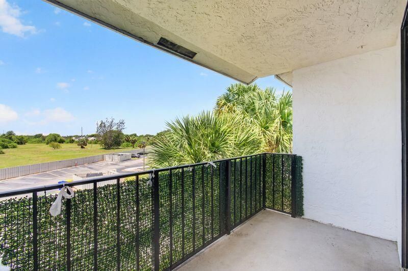 760 Executive Center Drive, Unit 32, West Palm Beach, FL 33401 Photo