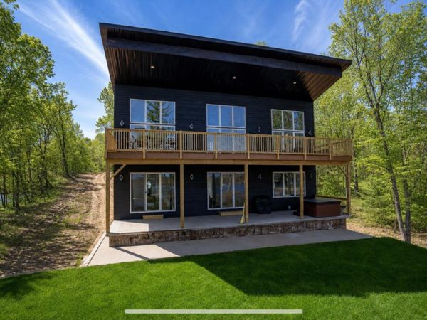 2000 W Chub Lake Road , Carlton, MN 55718