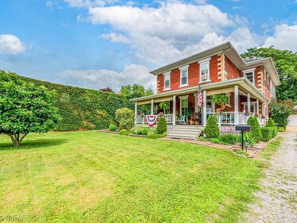 454 N Lincoln Avenue , Salem, OH 44460
