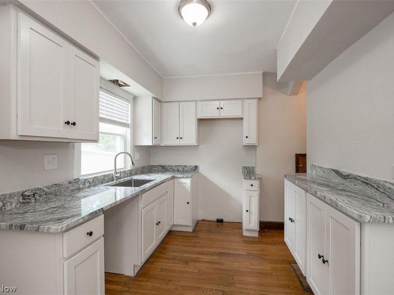 912 Cambridge Road, Unit B, Cleveland Heights, OH 44121 Photo 11