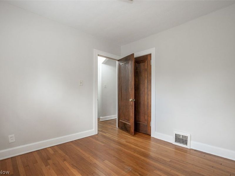 912 Cambridge Road, Unit B, Cleveland Heights, OH 44121 Photo 16