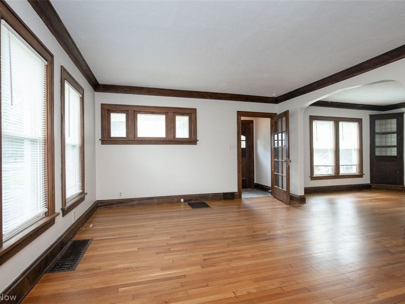 912 Cambridge Road, Unit B, Cleveland Heights, OH 44121 Photo 5
