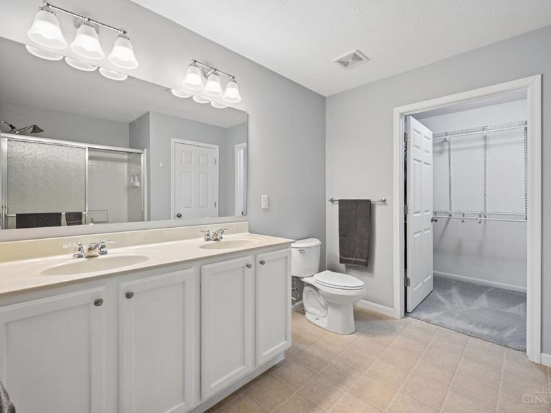 3268 Thoroughbred Drive, Goshen Township, OH 45140 Photo 12