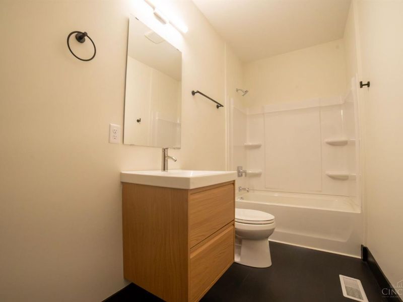 3547 Eden, Cincinnati, OH 45229 Photo 22