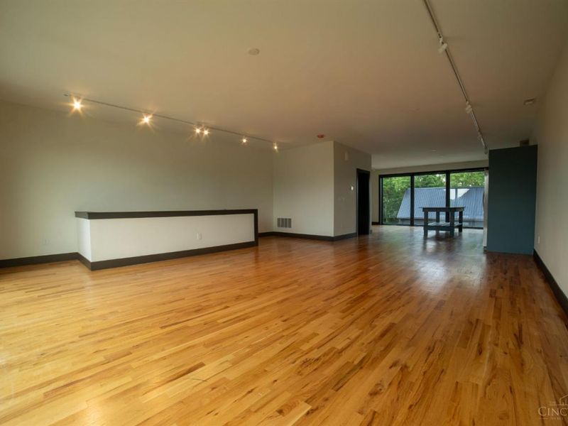 3547 Eden, Cincinnati, OH 45229 Photo 8
