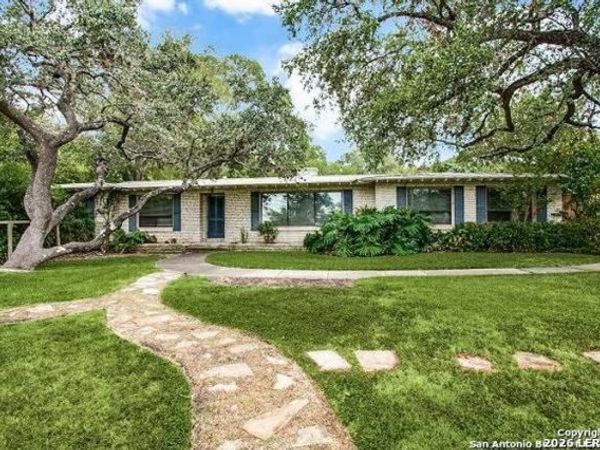 345 BURR RD, Terrell Hills, TX 78209