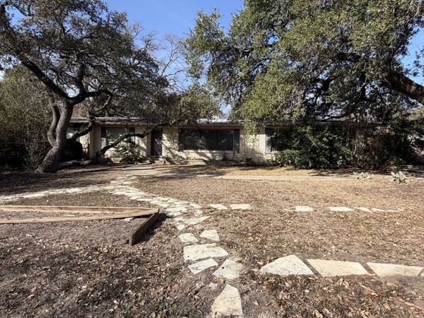 345 BURR RD, Terrell Hills, TX 78209