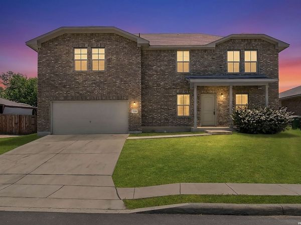 7230 Vista Grv, San Antonio, TX 78242