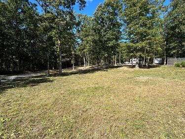 1345 Simmons Rd, Pikeville, TN 37367