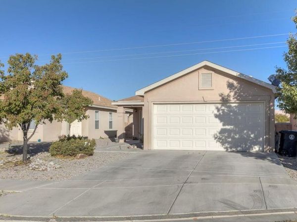 2035 Cielo Oeste Place NW, Albuquerque, NM 87120