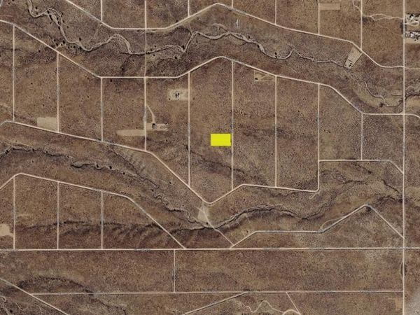 24th (U4 B19 L34, 35) Street SW, Rio Rancho, NM 87124
