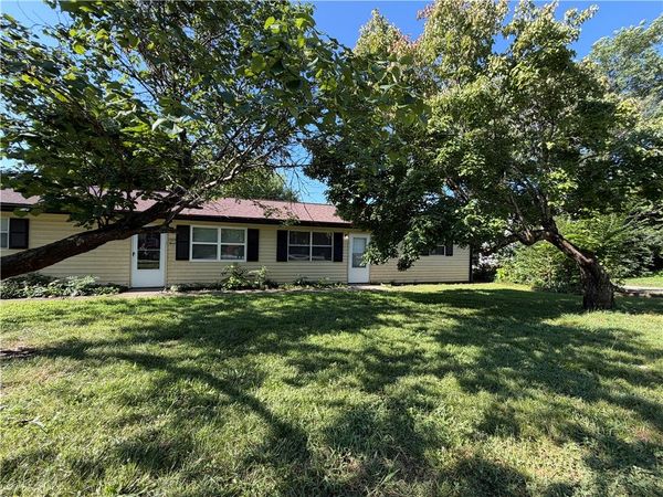 1309 S Washington Avenue , Unit 4, Fayetteville, AR 72701