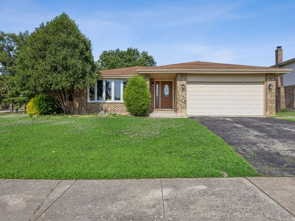 13608 Inverness Drive, Orland Park, IL 60462