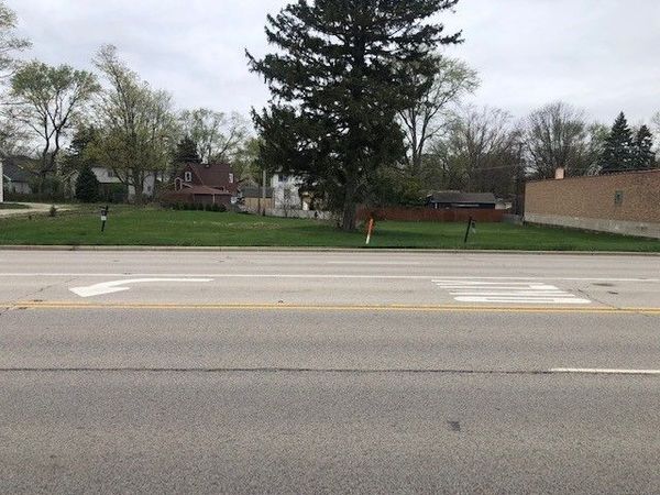 1002 Ogden Avenue , Lisle, IL 60532