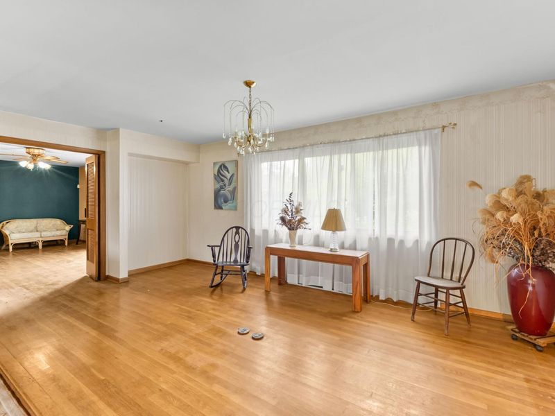 975 Lornaberry Lane, Columbus, OH 43213 Photo 8