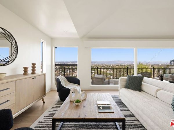 5731 Aladdin Street, Los Angeles, CA 90008