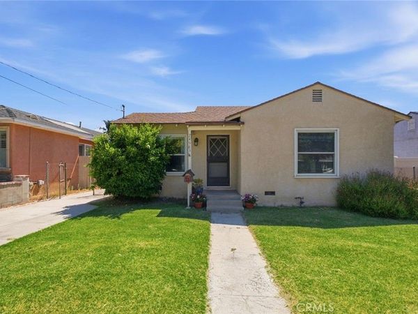 24983 Chestnut Street, Newhall, CA 91321