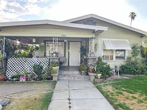 1295 N 9th, Colton, CA 92324