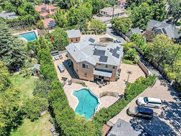 1217 Olive, La Canada Flintridge, CA 91011