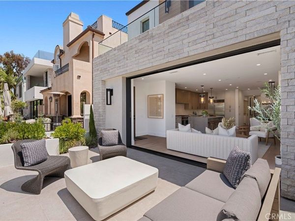 430 Fernleaf Avenue, Corona Del Mar, CA 92625