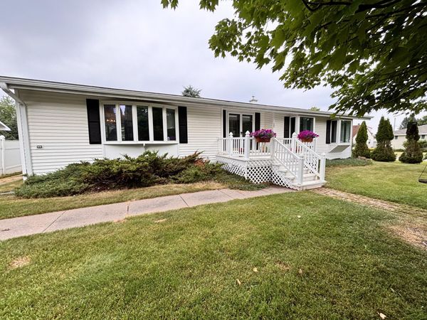 125 E 14th AVE, Sault Ste Marie, MI 49783