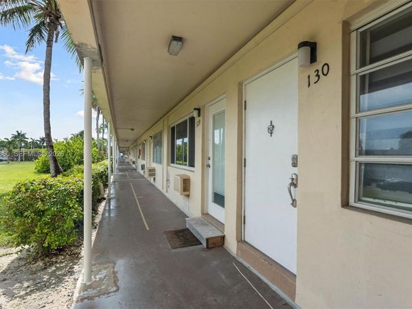 900 Atlantic Shores Blvd , Unit 130, Hallandale Beach, FL 33009