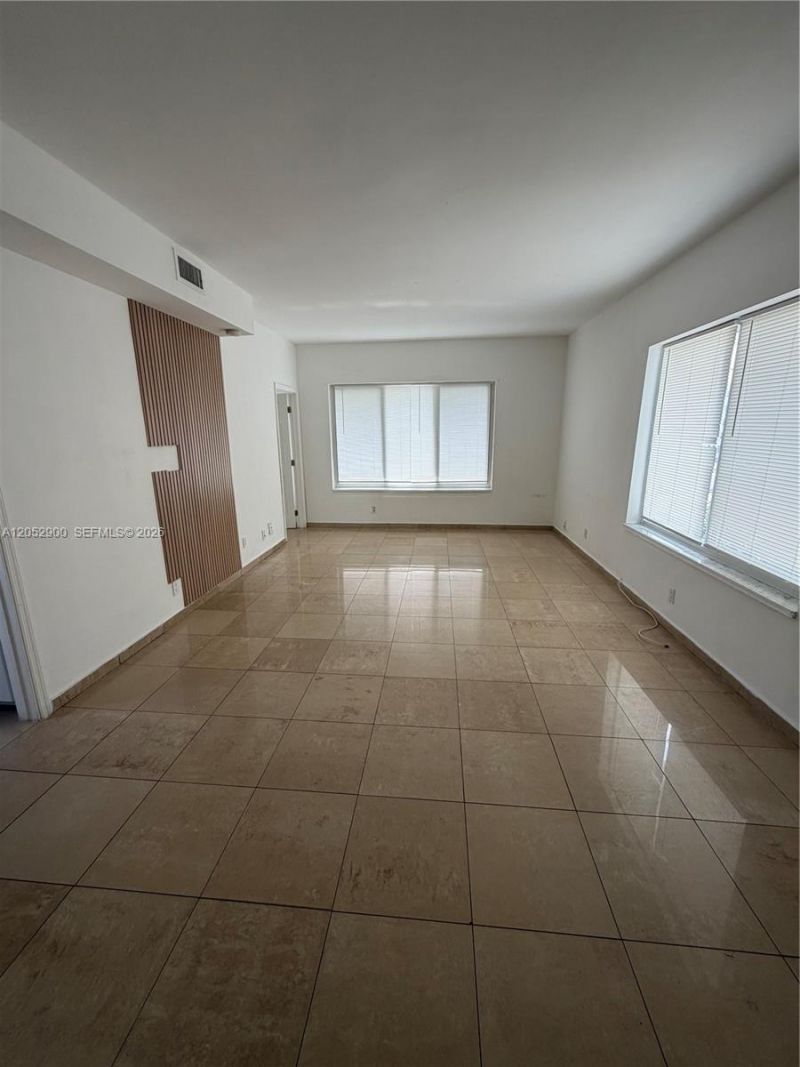 6767 Indian Creek Dr, Unit 3B, Miami Beach, FL 33141 Photo