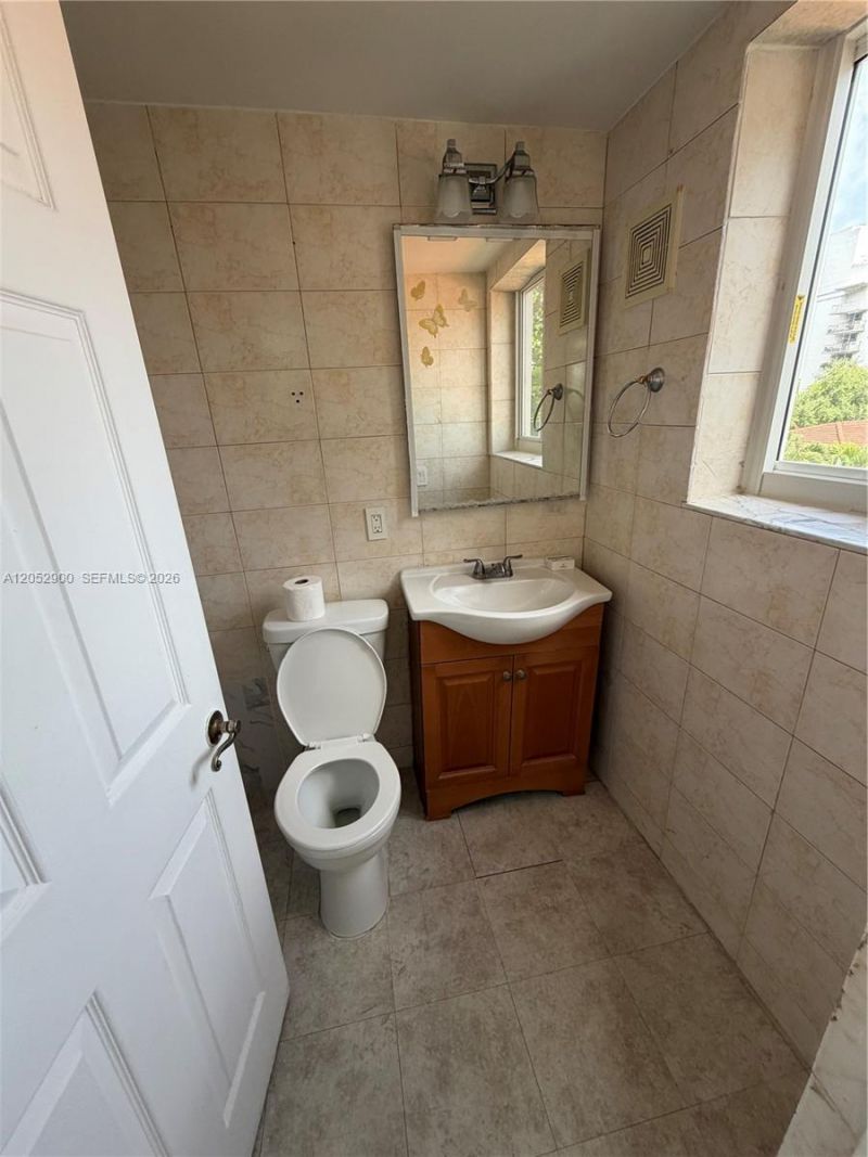 6767 Indian Creek Dr, Unit 3B, Miami Beach, FL 33141 Photo