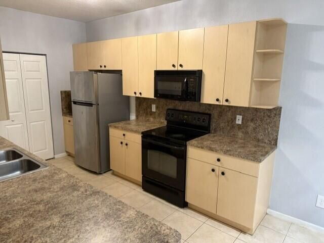 3569 Forest Hill Boulevard, Unit 115, Palm Springs, FL 33406 Photo