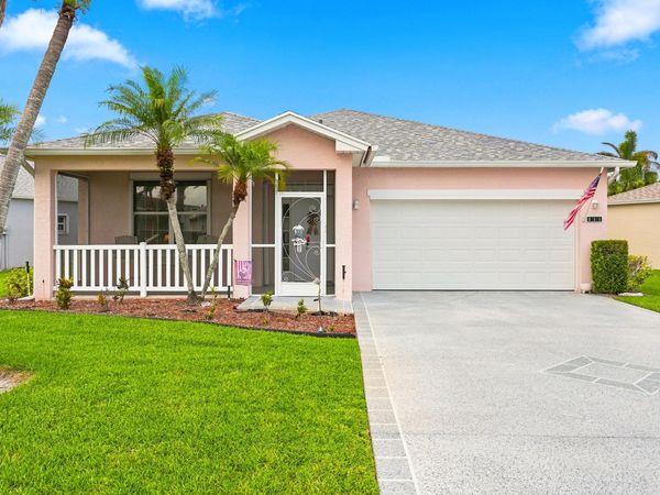513 NW Cortina Lane, Port St. Lucie, FL 34986