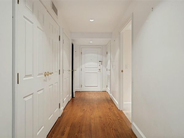 4242 Lomo Alto Drive, Unit N24, Highland Park, TX 75219